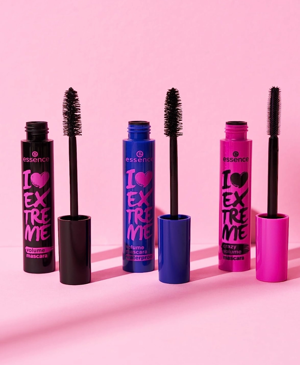 essence | I Love Extreme Volume Mascara Waterproof | Paraben Free | Cruelty Free | Black (Pack of 1, Waterproof)