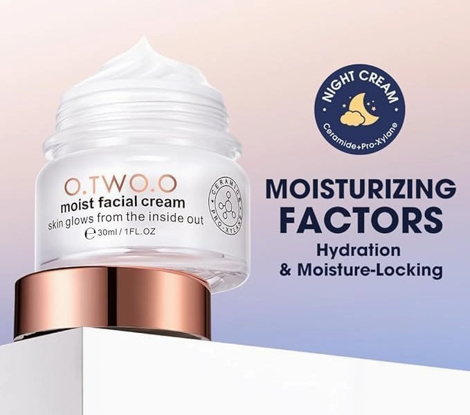 O.TWO.O LUXURIOUS MOISTURIZING FASE BASE